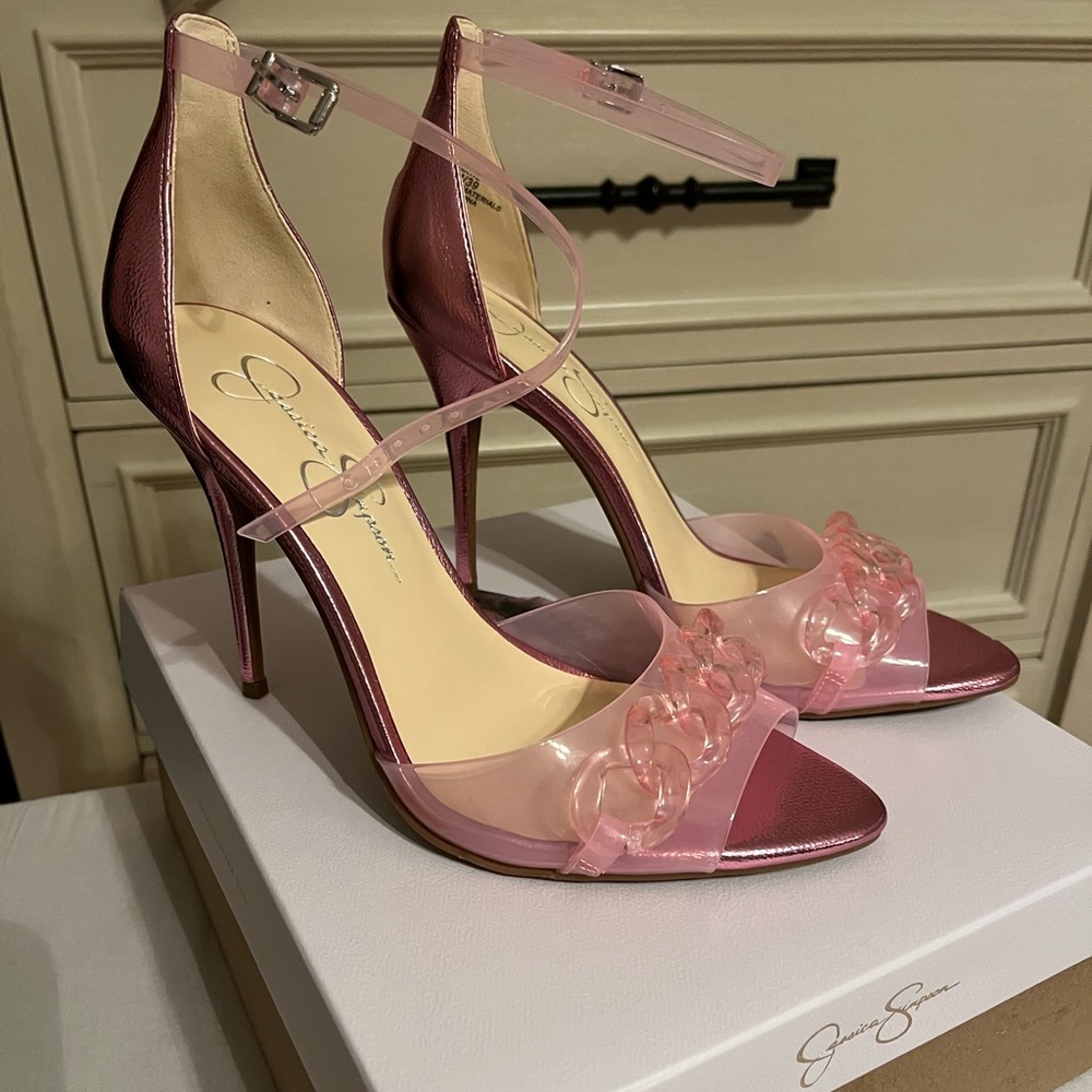 Jessica Simpson Wayri Pump💞